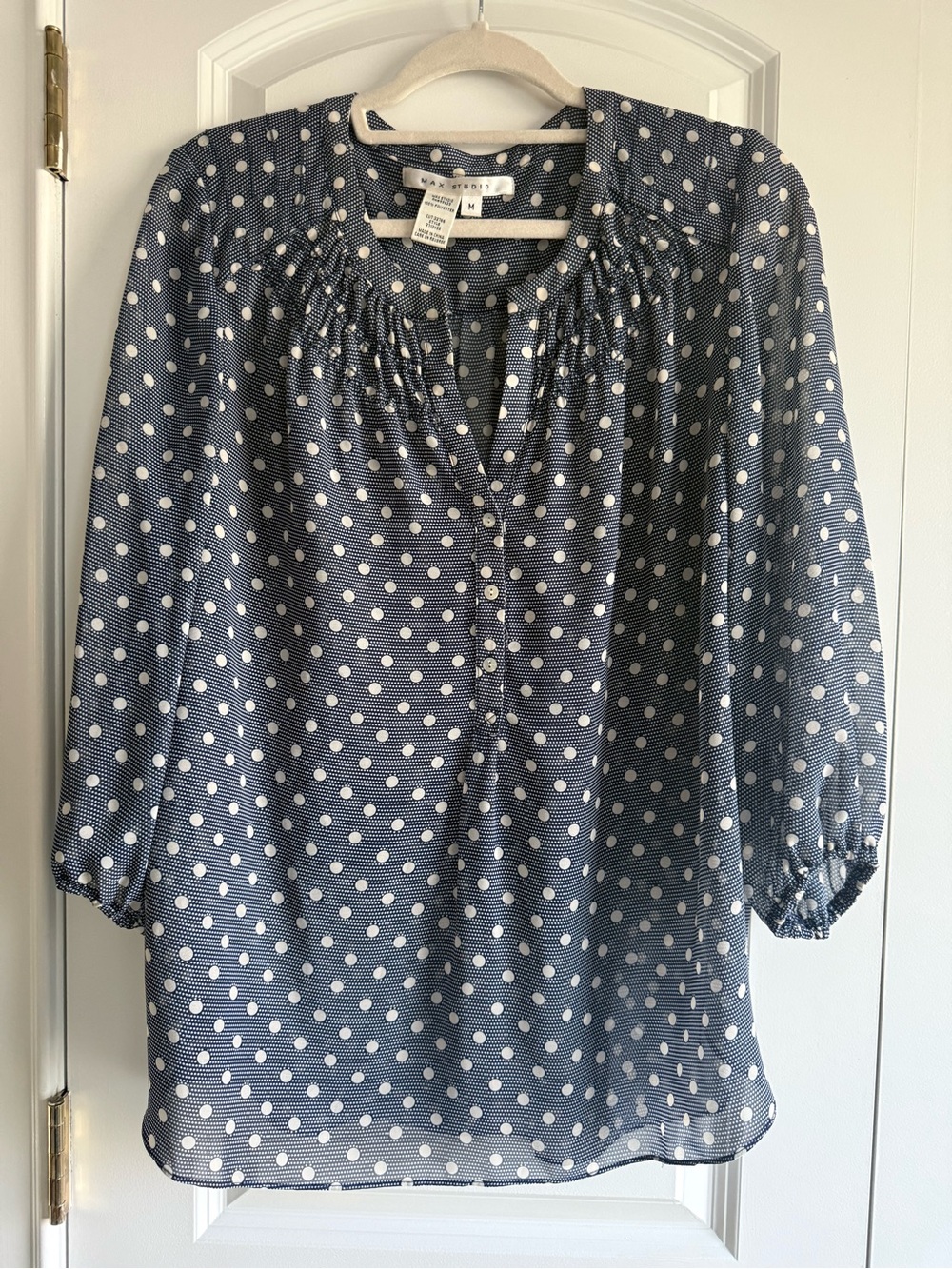 Women’s Dot Print Navy Blouse w. White Polka Dots by Max Studio, sz. M, EUC!